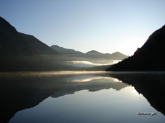 Sonnenaufgang am Plansee